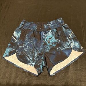 All in Motion shorts‎
